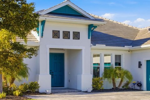 Casa en venta en Sarasota, Florida, 4 dormitorios, 261.61 m2 № 2145536 - foto 2