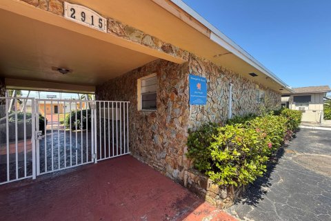 Appartement à Hollywood, Floride 1 chambre, 713.86 m2 № 2276977