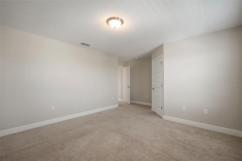 House in Winter Garden, Florida 4 bedrooms, 303.51 sq.m. № 2235632 - photo 25