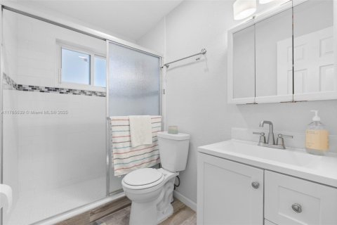 Casa en venta en Miami, Florida, 3 dormitorios, 160.54 m2 № 1713553 - foto 10