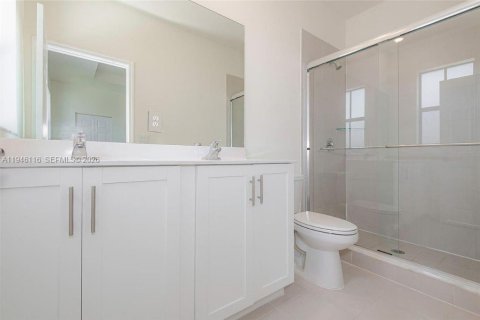 Купить таунхаус в Хайалиа, Флорида 3 спальни, 158.68м2, № 2022220 - фото 14