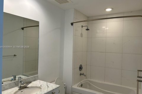 Copropriété à louer à Miami, Floride: 1 chambre, 62.99 m2 № 2428587 - photo 11