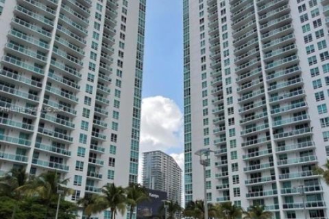 Copropriété à louer à Miami, Floride: 1 chambre, 62.99 m2 № 2428587 - photo 24