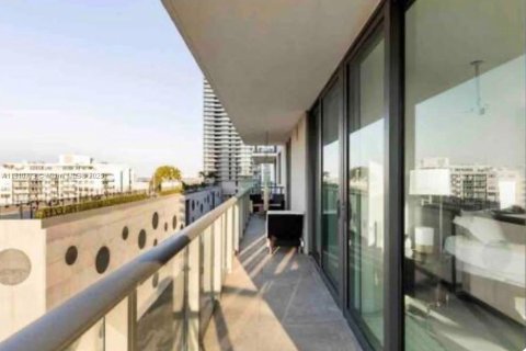 Appartement à louer à Miami, Floride: 2 chambres, 120.77 m2 № 1965973 - photo 20