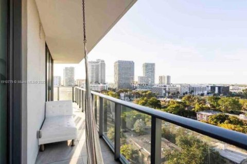 Appartement à louer à Miami, Floride: 2 chambres, 120.77 m2 № 1965973 - photo 3