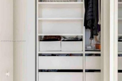 Appartement à louer à Miami, Floride: 2 chambres, 120.77 m2 № 1965973 - photo 12