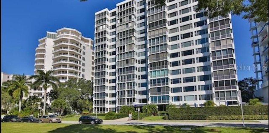 Condo in Sarasota, Florida, 1 bedroom  № 1870342