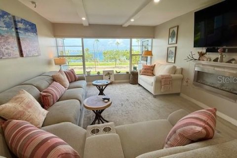 Condo in Sarasota, Florida, 1 bedroom  № 1870342 - photo 2