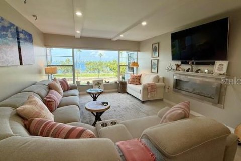 Condo in Sarasota, Florida, 1 bedroom  № 1870342 - photo 3