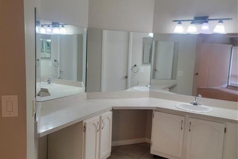 Купить кондоминиум в Орландо, Флорида 5 комнат, 90.67м2, № 1770086 - фото 12
