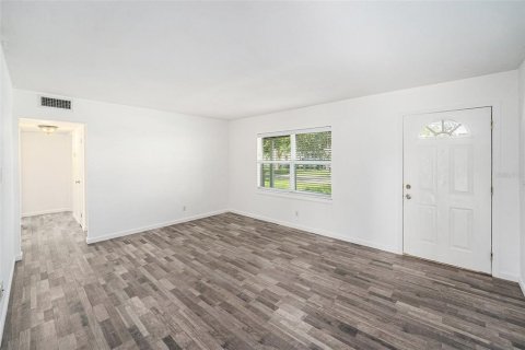 Casa en venta en Tampa, Florida, 3 dormitorios, 94.76 m2 № 1826519 - foto 5