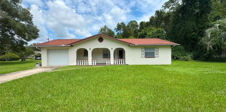 Casa en Inverness, Florida 2 dormitorios, 90.39 m2 № 1910539