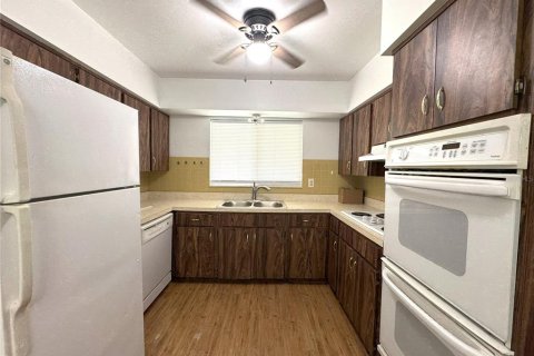 Casa en alquiler en Inverness, Florida, 2 dormitorios, 90.39 m2 № 1910539 - foto 14
