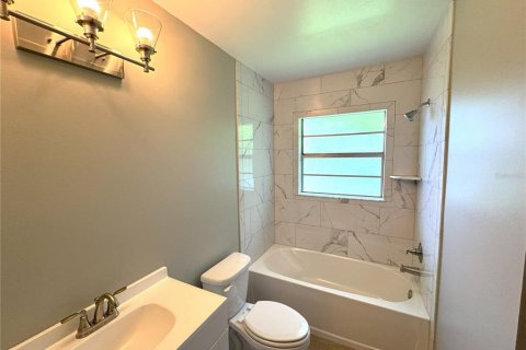 Casa en alquiler en Inverness, Florida, 2 dormitorios, 90.39 m2 № 1910539 - foto 7