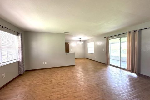 Casa en alquiler en Inverness, Florida, 2 dormitorios, 90.39 m2 № 1910539 - foto 4