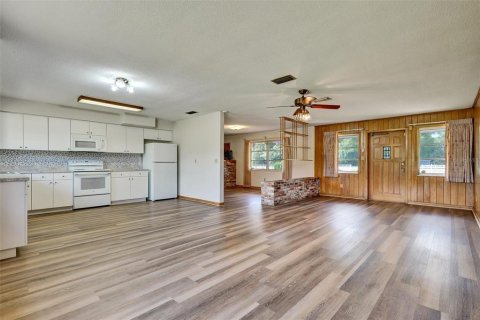 Villa ou maison à louer à Tarpon Springs, Floride: 3 chambres, 153.47 m2 № 1761351 - photo 13