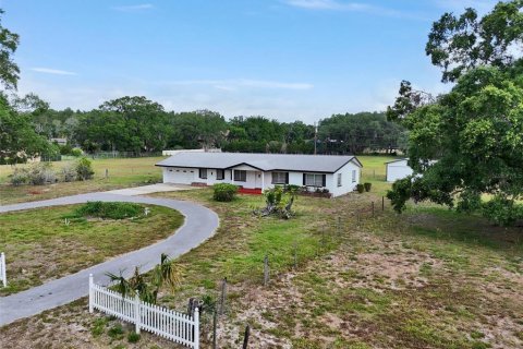 Villa ou maison à louer à Tarpon Springs, Floride: 3 chambres, 153.47 m2 № 1761351 - photo 6