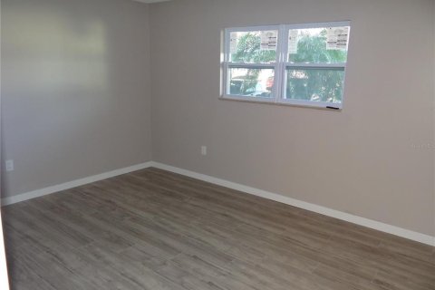 Copropriété à louer à Saint Petersburg, Floride: 1 chambre, 71.07 m2 № 2436706 - photo 9