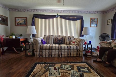 House in Ocala, Florida 2 bedrooms, 95.13 sq.m. № 1820730 - photo 10