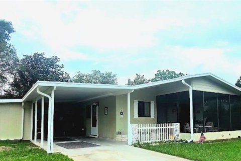 House in Ocala, Florida 2 bedrooms, 95.13 sq.m. № 1820730 - photo 1