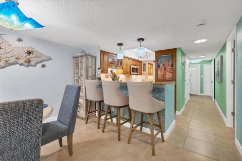 Copropriété à louer à Sarasota, Floride: 2 chambres, 124.3 m2 № 1880006 - photo 9