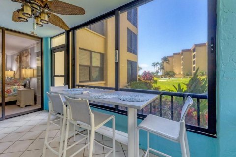 Copropriété à louer à Sarasota, Floride: 2 chambres, 124.3 m2 № 1880006 - photo 2