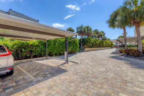 Copropriété à louer à Sarasota, Floride: 2 chambres, 124.3 m2 № 1880006 - photo 30