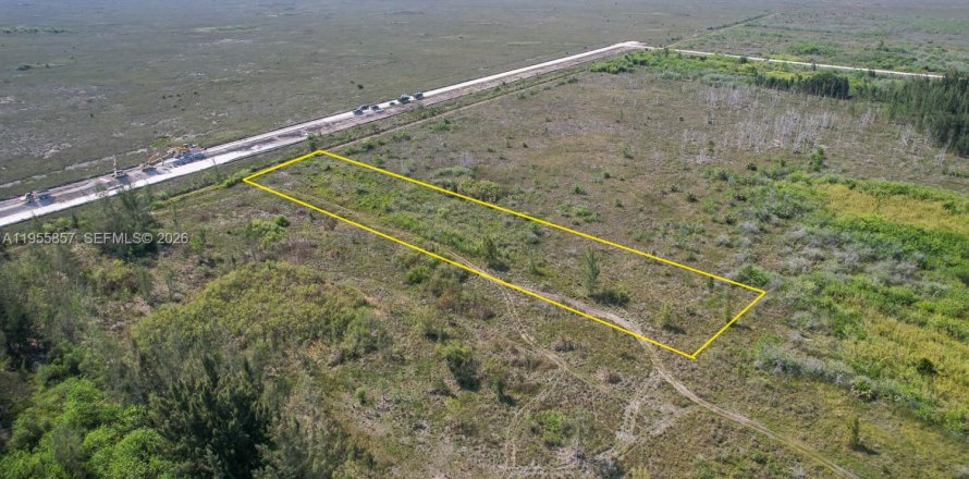 Propiedad comercial en Kendall, Florida № 2011158