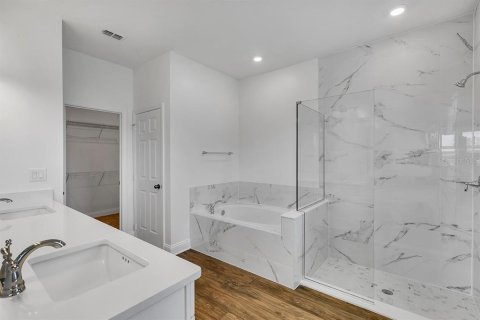 Villa ou maison à vendre à Orlando, Floride: 4 chambres, 225.66 m2 № 2430876 - photo 18