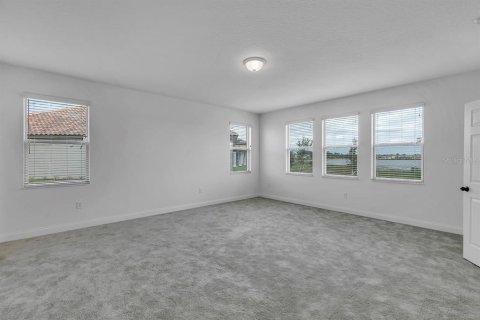Villa ou maison à vendre à Orlando, Floride: 4 chambres, 225.66 m2 № 2430876 - photo 15