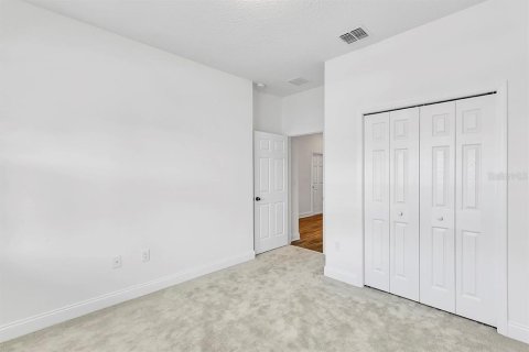Villa ou maison à vendre à Orlando, Floride: 4 chambres, 225.66 m2 № 2430876 - photo 6