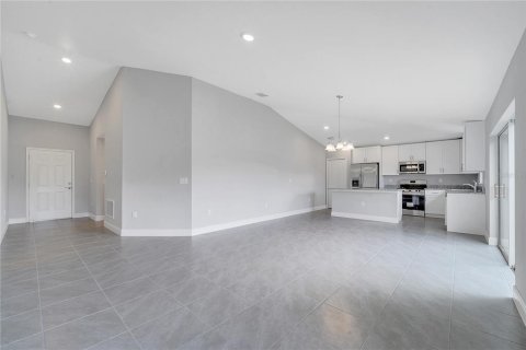Casa en venta en Kissimmee, Florida, 4 dormitorios, 151.8 m2 № 1567575 - foto 9