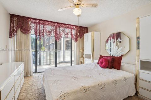 Condominio en venta en Hollywood, Florida, 2 dormitorios, 128.48 m2 № 1763229 - foto 9