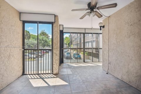 Condominio en venta en Hollywood, Florida, 2 dormitorios, 128.48 m2 № 1763229 - foto 12