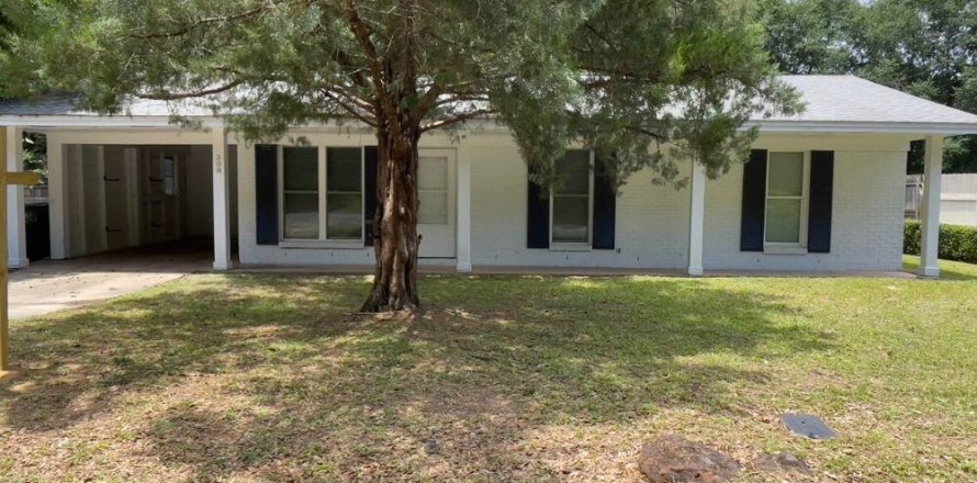 House in Crestview, Florida 3 bedrooms, 96.62 sq.m. № 562048