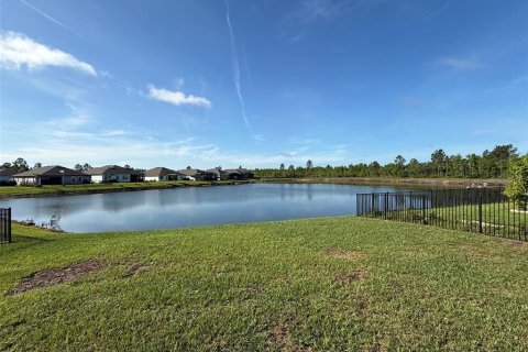 Casa en venta en Palm Coast, Florida, 5 dormitorios, 236.16 m2 № 2102463 - foto 6