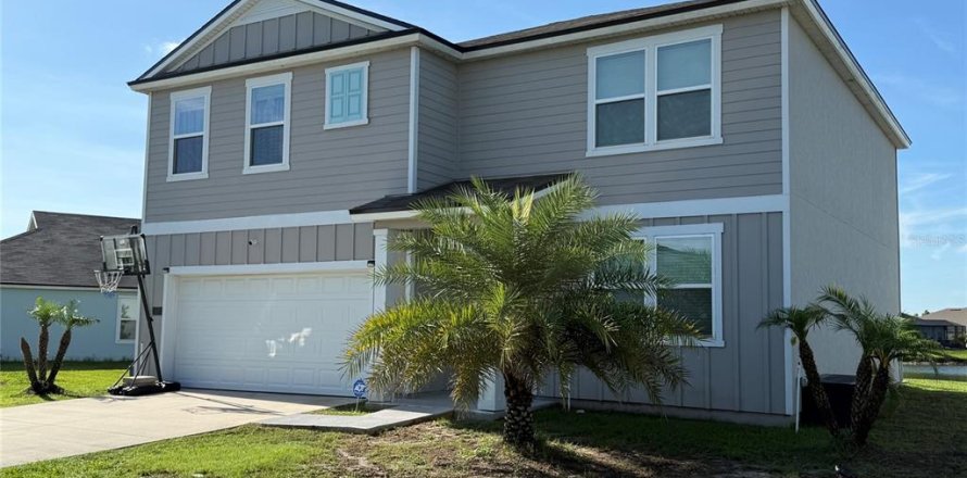 Casa en Palm Coast, Florida 5 dormitorios, 236.16 m2 № 2102463