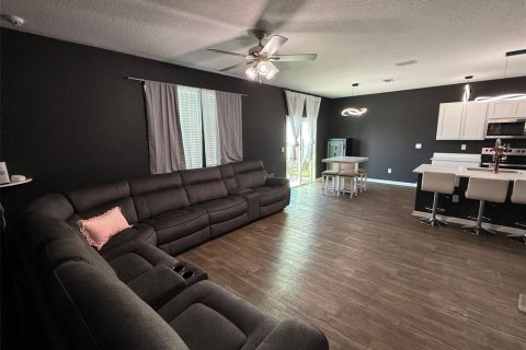 Casa en venta en Palm Coast, Florida, 5 dormitorios, 236.16 m2 № 2102463 - foto 13