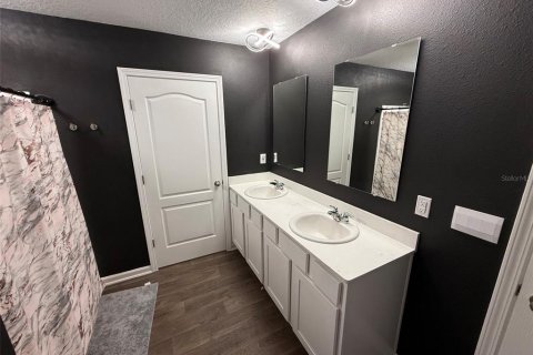 Casa en venta en Palm Coast, Florida, 5 dormitorios, 236.16 m2 № 2102463 - foto 21