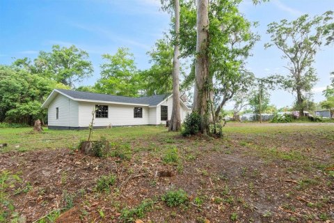 House in Plant City, Florida 3 bedrooms, 157.47 sq.m. № 1917466 - photo 5