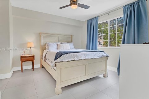 Condo in Fort Lauderdale, Florida, 2 bedrooms  № 2079494 - photo 19