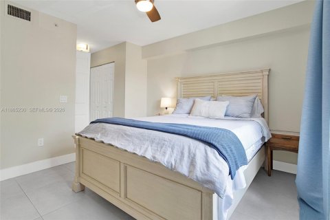 Condo in Fort Lauderdale, Florida, 2 bedrooms  № 2079494 - photo 22