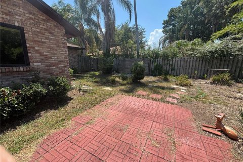 Casa en venta en Mount Dora, Florida, 3 dormitorios, 166.11 m2 № 2386612 - foto 2