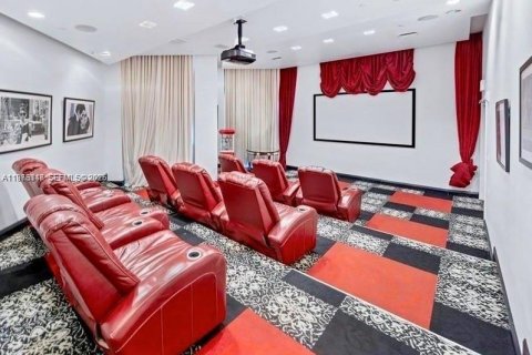 Condominio en alquiler en Miami, Florida, 1 dormitorio, 68.75 m2 № 2041391 - foto 23