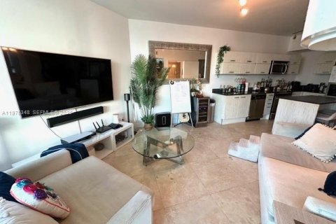 Condominio en alquiler en Miami, Florida, 1 dormitorio, 68.75 m2 № 2041391 - foto 9