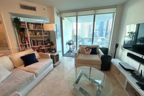 Condominio en alquiler en Miami, Florida, 1 dormitorio, 68.75 m2 № 2041391 - foto 8