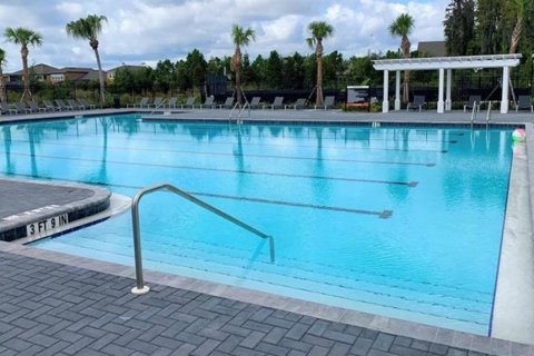 Townhouse in Wesley Chapel, Florida 3 bedrooms, 155.43 sq.m. № 2302237 - photo 19