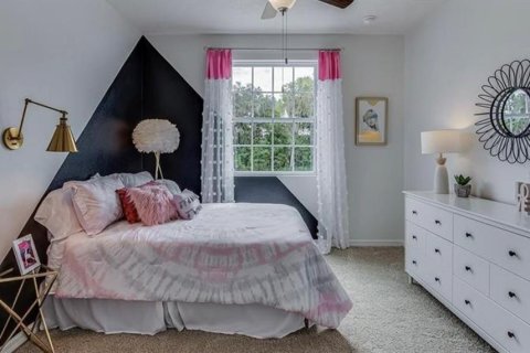 Townhouse in Wesley Chapel, Florida 3 bedrooms, 155.43 sq.m. № 2302237 - photo 17