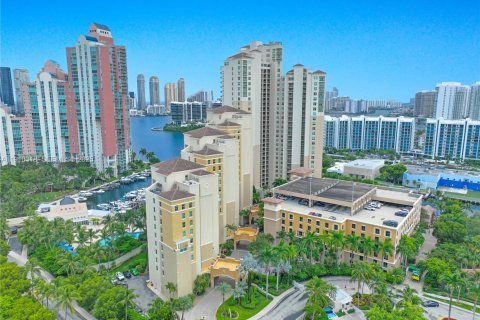 Condominio en venta en Aventura, Florida, 2 dormitorios, 160.72 m2 № 1982816 - foto 27