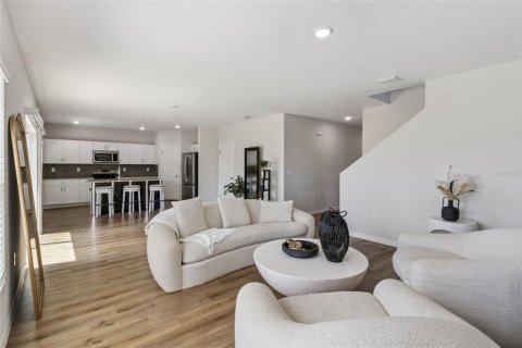 Villa ou maison à vendre à Haines City, Floride: 5 chambres, 226.96 m2 № 2096997 - photo 8